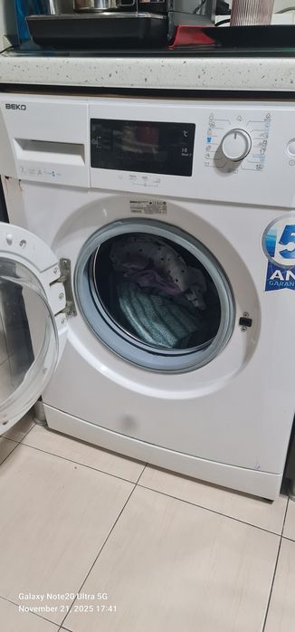 Masina de spalat beko 7kg, inca functionala sau pt rabla