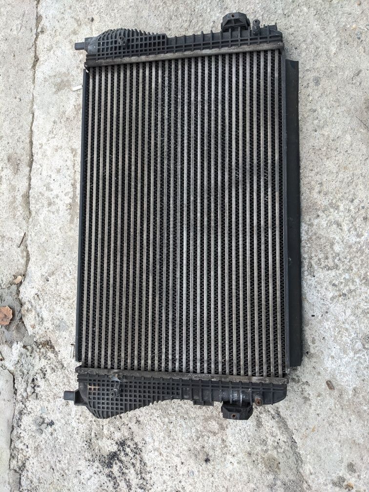 Intercooler Passat B6 2.0 TDI radiator intercooler dezmembrez