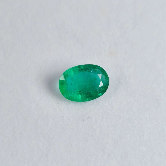 Естествен изумруд 2.39 ct