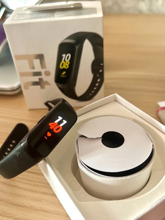 Фитнес браслет Galaxy fit