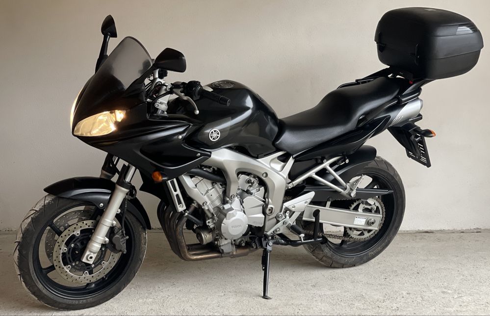 Yamaha Fazer FZ6 R Recent adusă din Germania  11.000KM -impecabilă !