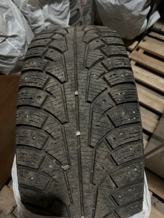 Зимняя резина Nokian Hakkapeliita 5, б/у, 265/65/R17