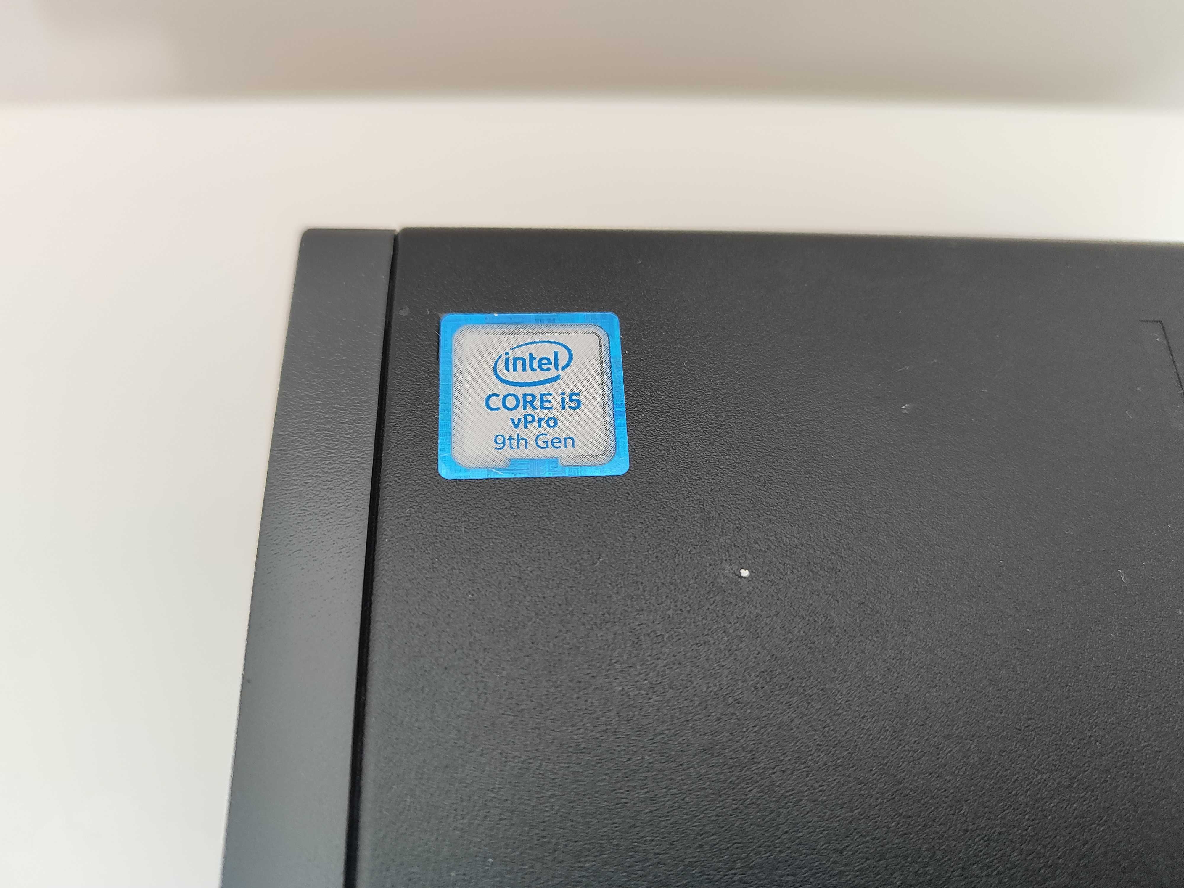 Lenovo ThinkCentre M920q Tiny Desktop i5-9500T/PCIe 256GB/16GB