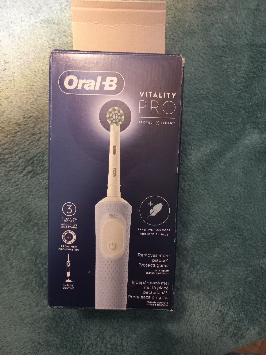 Periuta de dinti electrica Oral-B Vitality Pro, Curatare 3D, 3 program