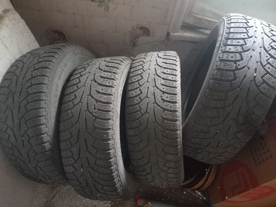 Продам зимние шины