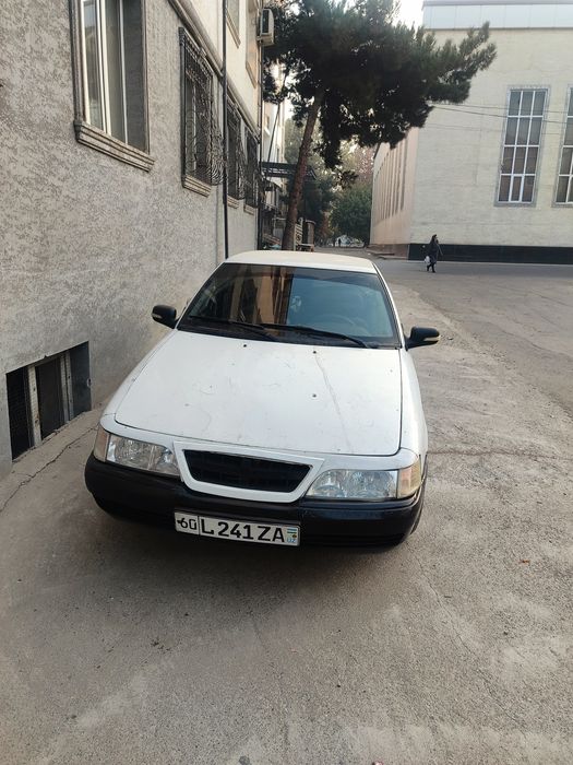 Daewoo Espero sotiladi