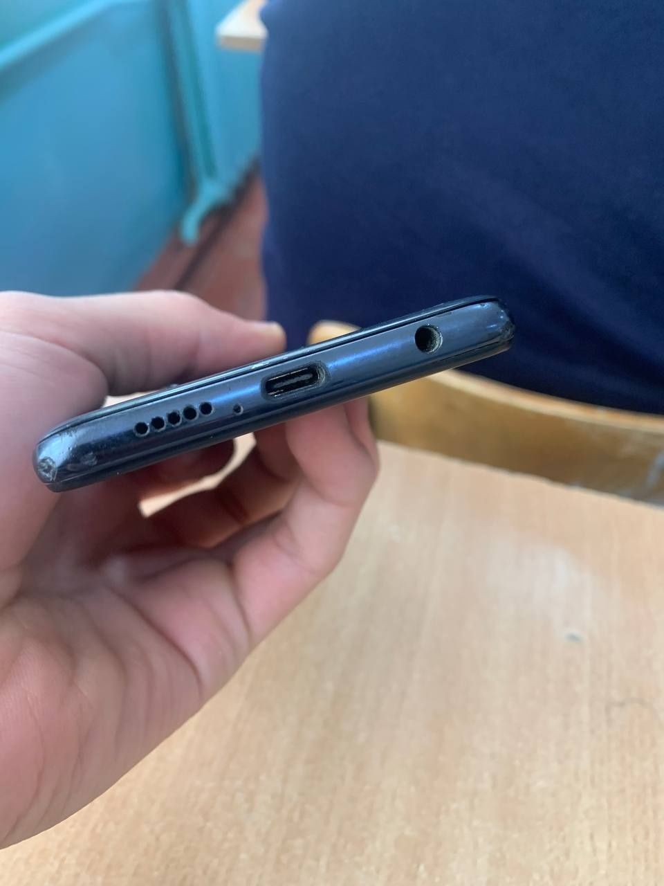 Poco x3 pro 150$ sotiladi narx ekran hammayogi cotki alishmagan