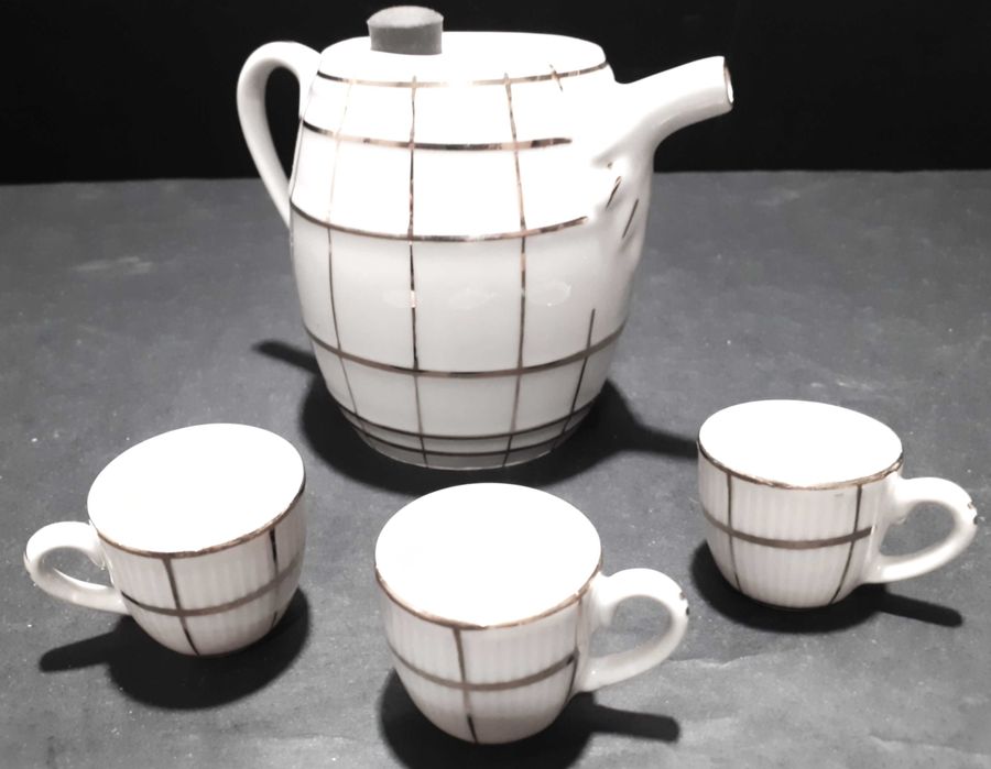 Винтидж.Битов сервиз.Поцелан.От 4 части.