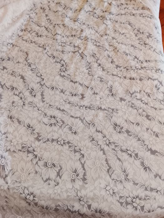 2 perdele curate la preț bun