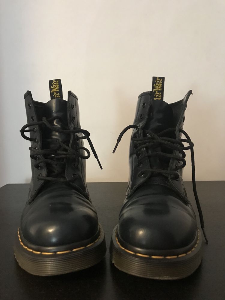 Bocanci Dr. Martens Smooth Navy(culoare albastra)- marimea 42