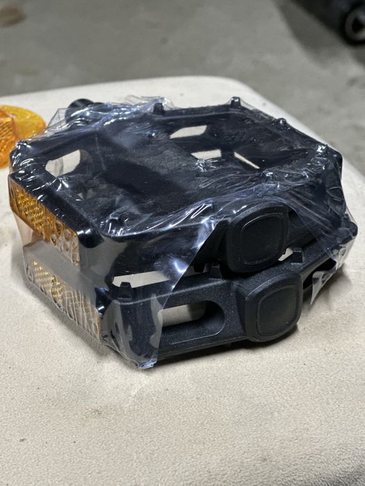 Pedale Ochi Pisica Roata