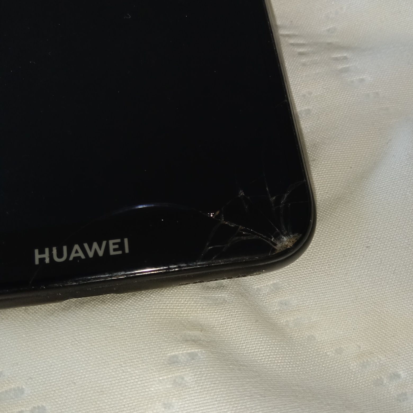 Honor Y8 android 8 /32