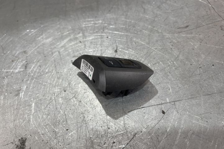 Butoane comenzi volan 13126750 Opel Astra H