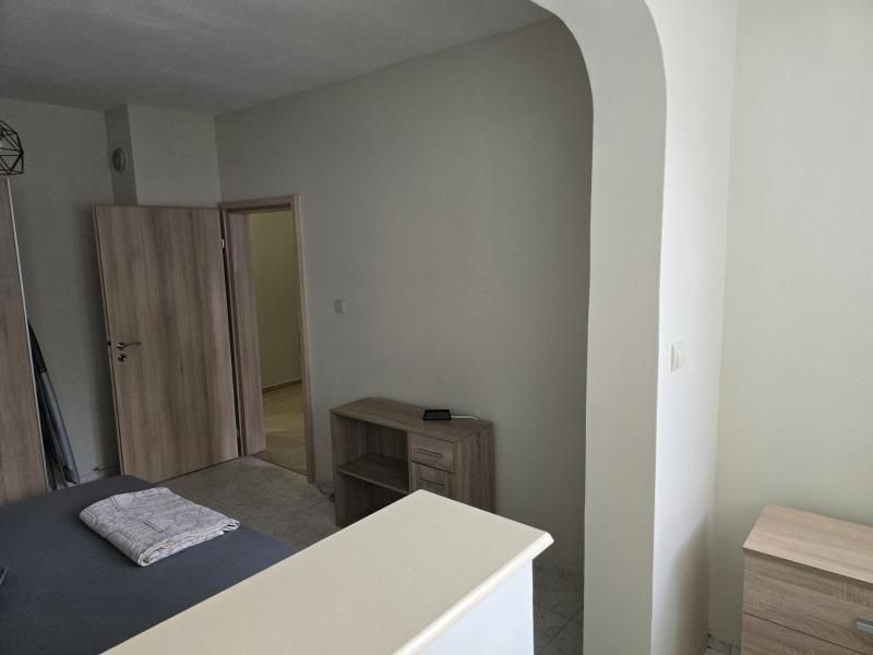 Дава се под наем Тристаен апартамент в София, Дружба 2 - 68 кв.м за 599 € - Снимка #6