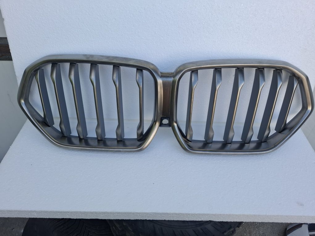 Решетка бъбреци BMW X6 G06 2021