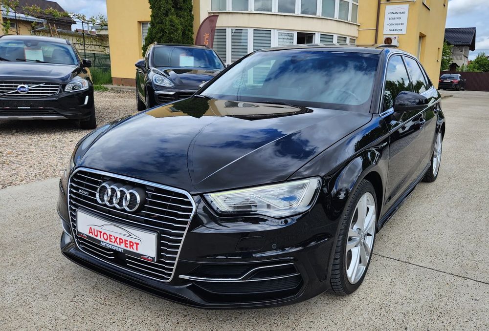 Audi A3 AUDI A3 E-Tron 3 X S-L I N E 2015