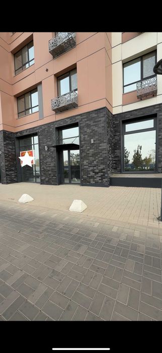 Продаётся коммерческое помещение в ЖК Грандпарк