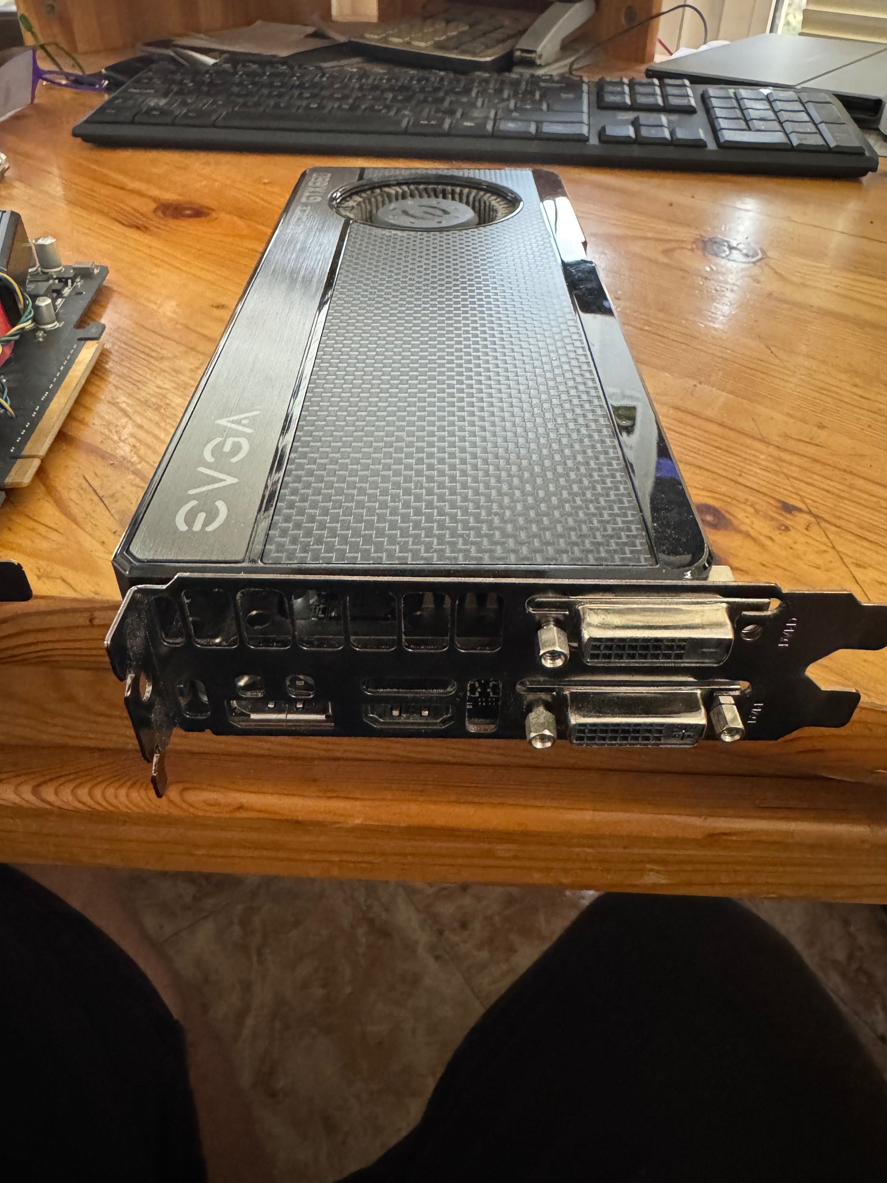 Видео карти Asus gts 450 и Evga gtx 660