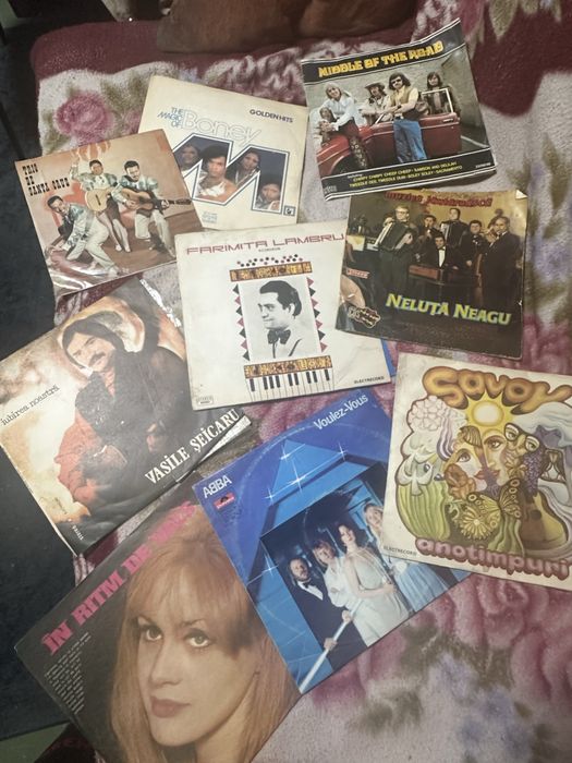 Discuri vinil, muzica buna pt cunoscatori !