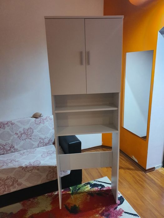 Vând dulap pentru baie