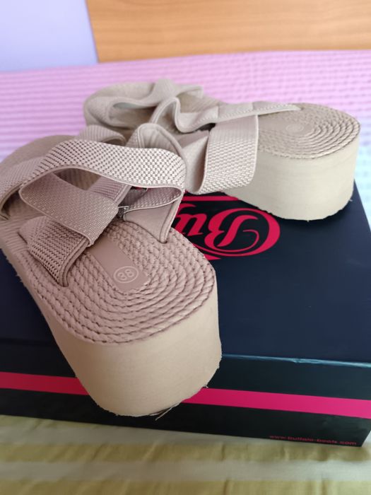 Vând Sandale Damă Mărimea 38