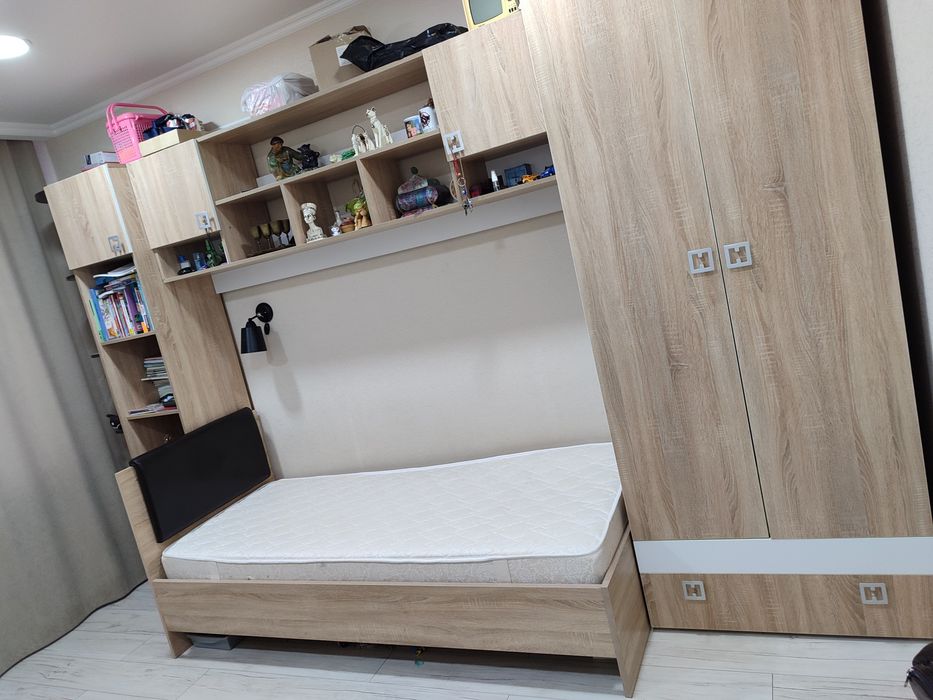 Подростковый спальный гарнитур производство Россия - Италия