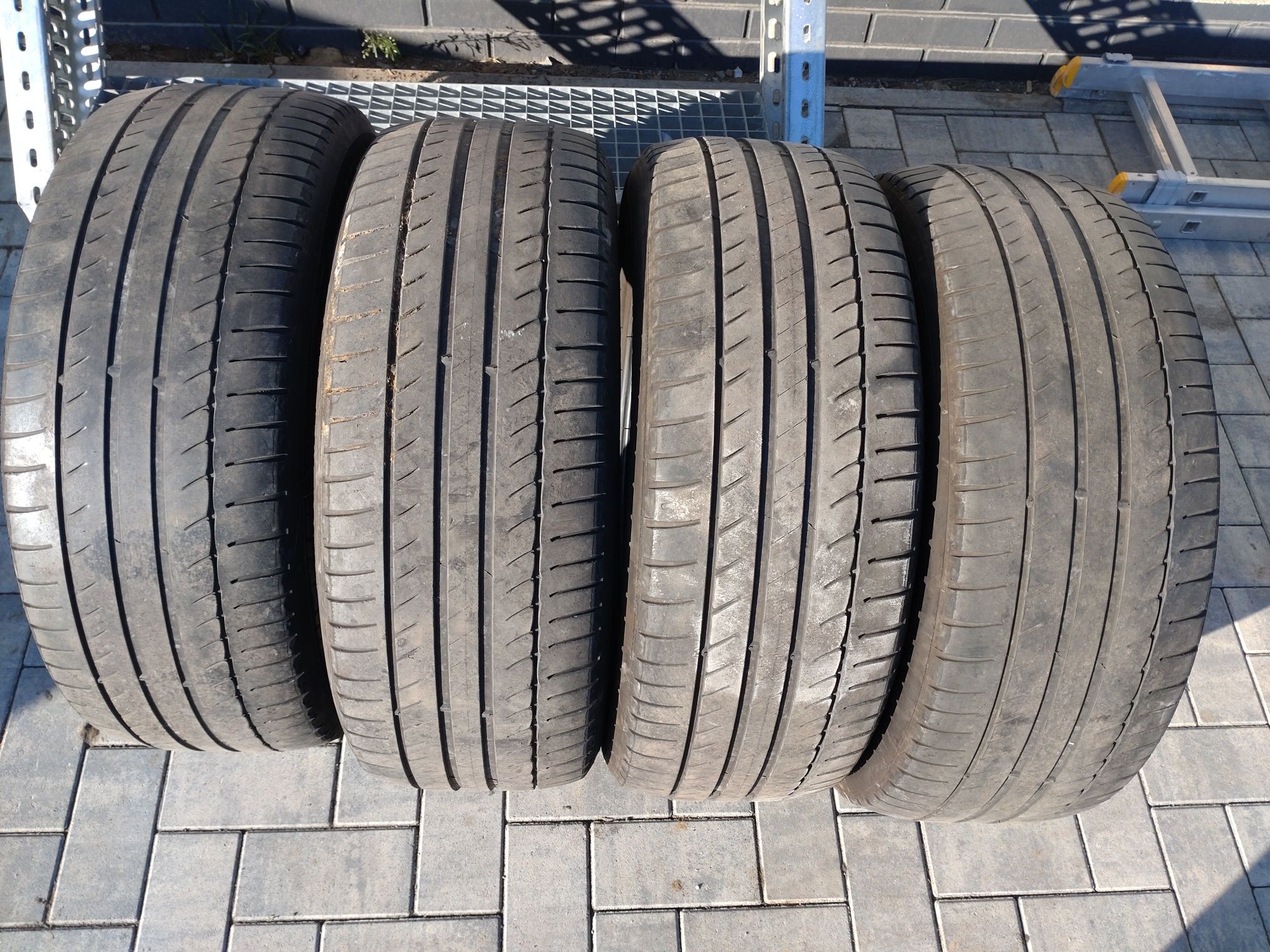 Anvelope 225/55 r17