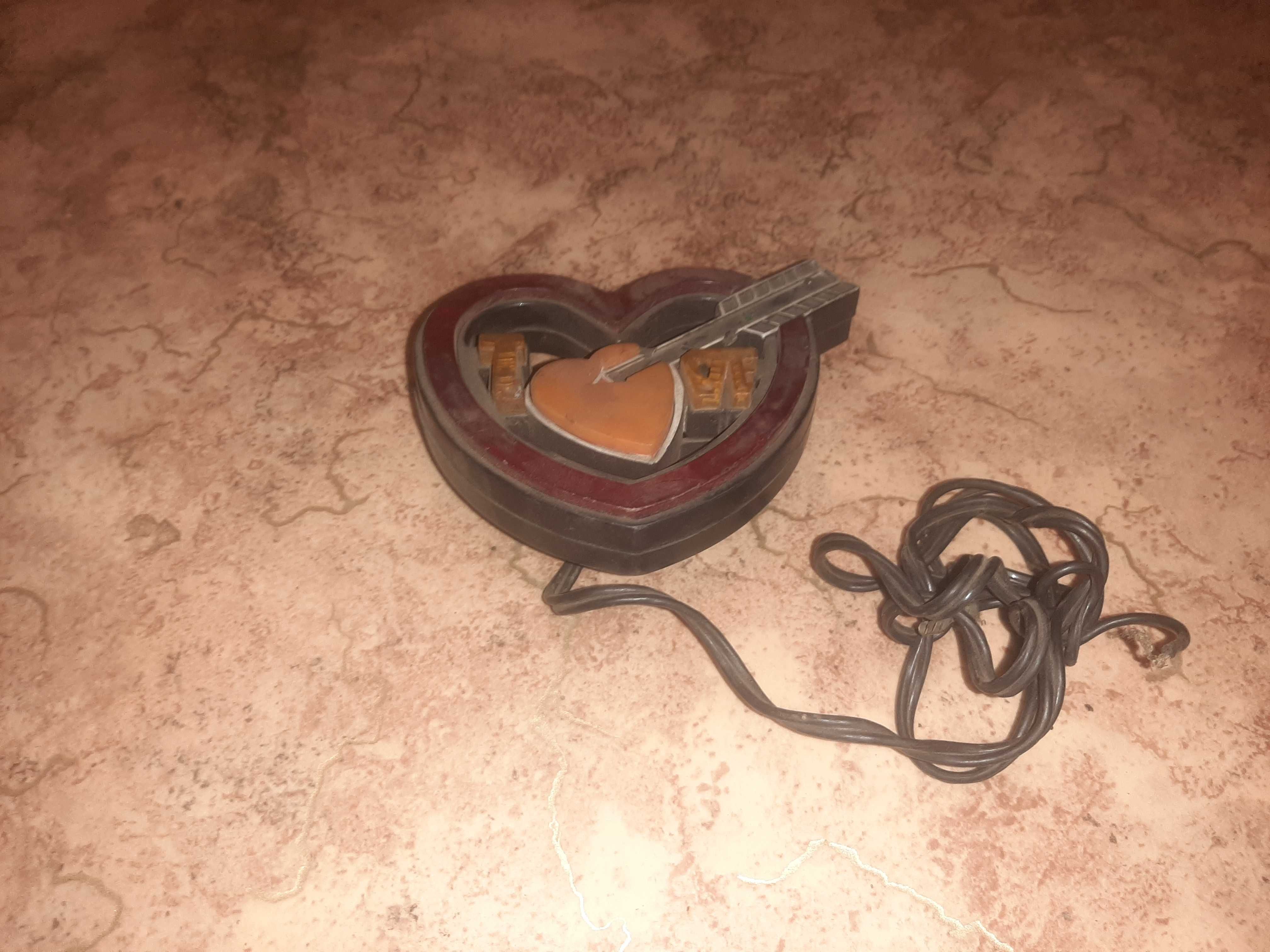 Продам мигающее сердце