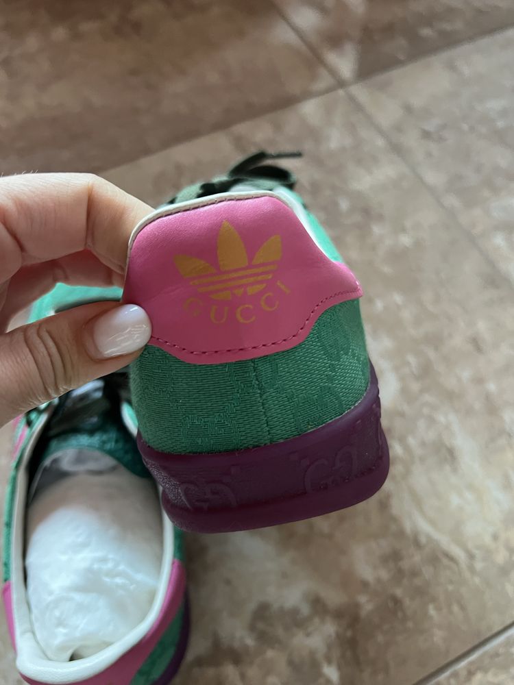 Маратонки Adidas