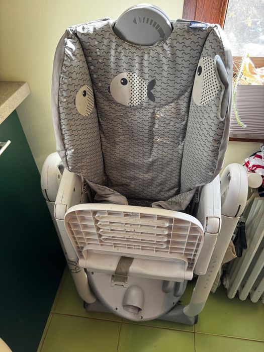 Scaun masa chicco polly