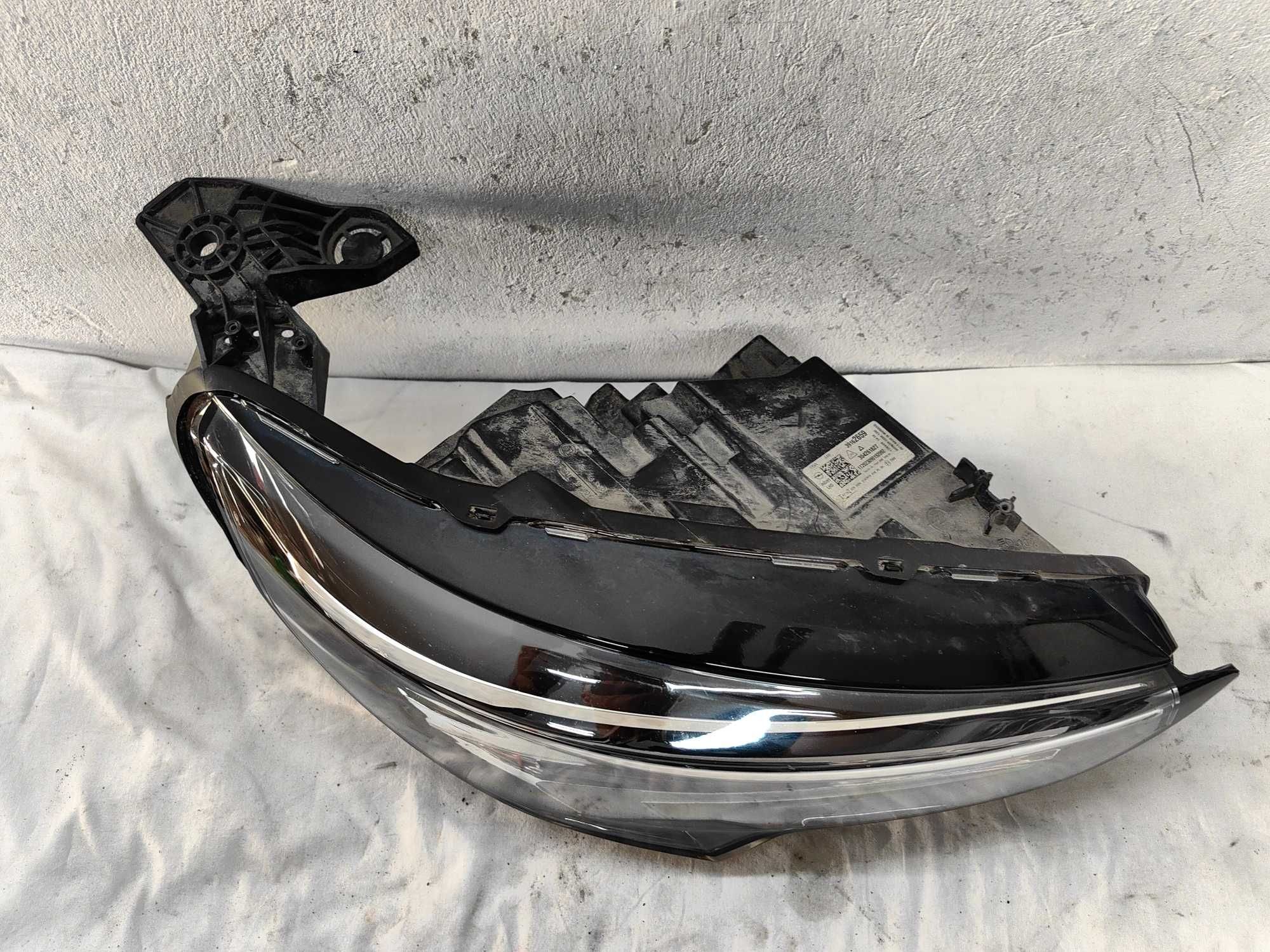 Оригинален фар Опел Корса Ф  Opel Corsa F  Full Led
