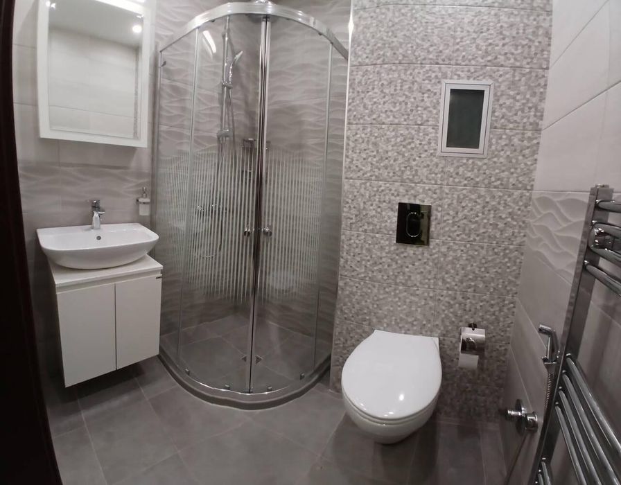 Дава се под наем Двустаен апартамент в Бургас, Славейков - 65 кв.м за 765 € - Снимка #3