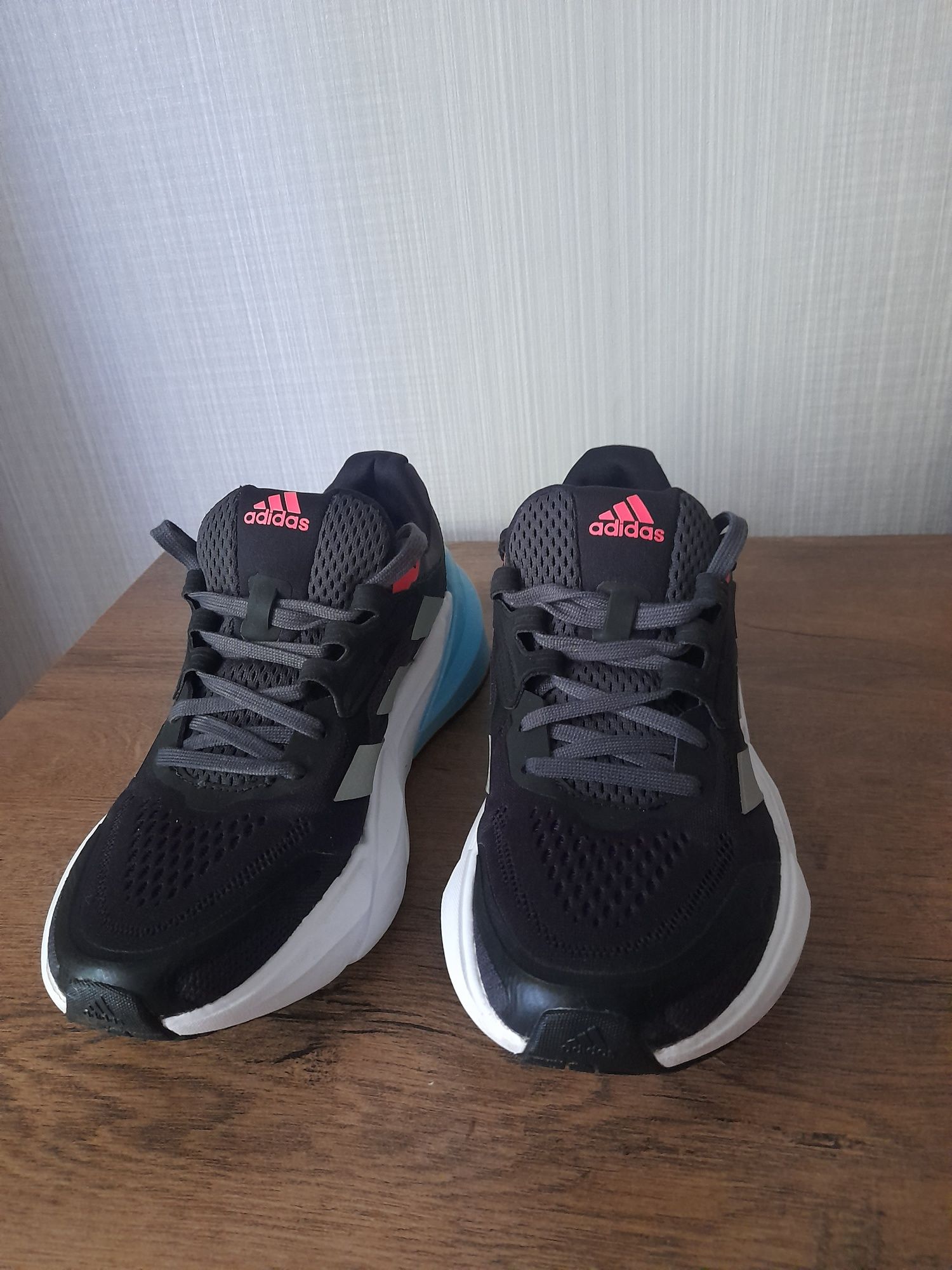 Adidas Adistar 1 дамски маратонки 38 номер.