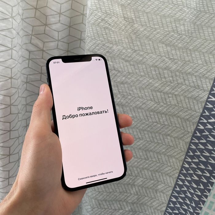 Продам iphone 12/64gb в отличном состоянии