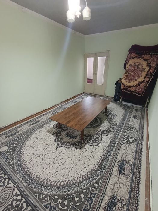 Продаётся 2-комнатная квартира по линии метро.