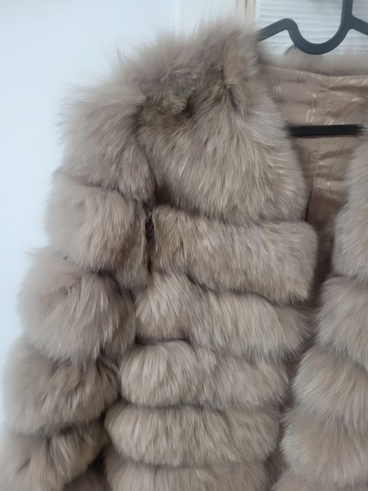 Blana naturala dama,S-M,bej,noua, maneci si partea de jos detasabile