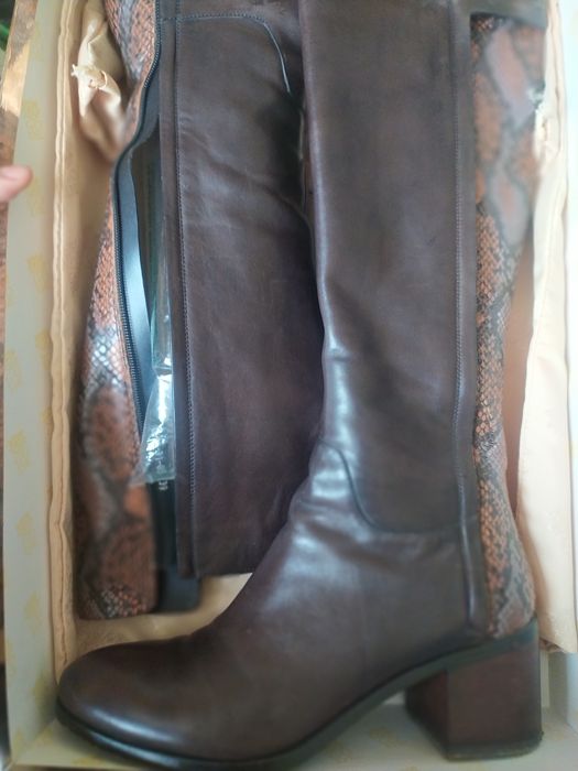 Продам сапоги кожаные