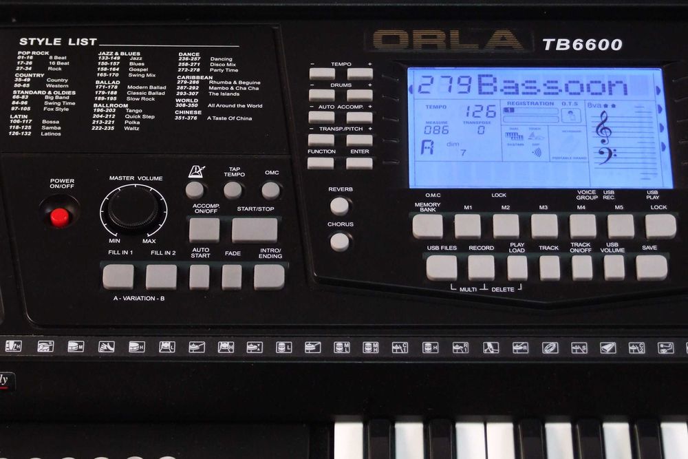 Acordeon orizontal Orla MIDI PC, 37 clape, 96 basi, Made in Italy, NOU