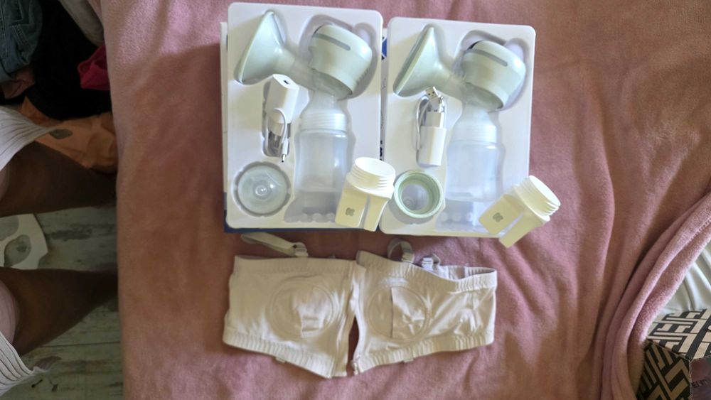 Помпа за кърма Kikka boo с регулиращ сутиен за помпи