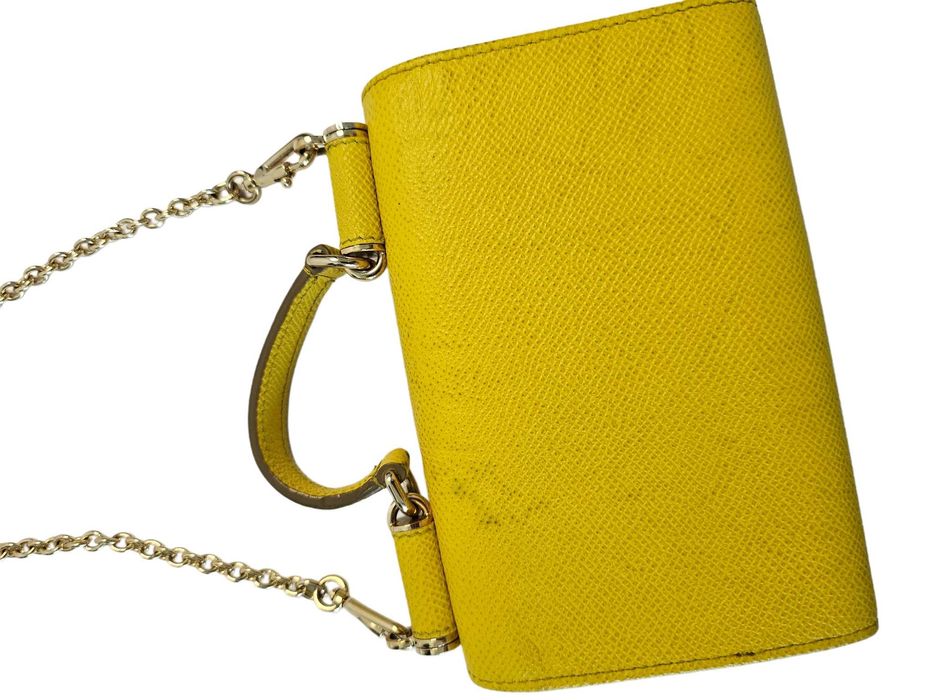 Portofel galben Dolce & Gabbana Sicily din piele, cu lanț detașabil
