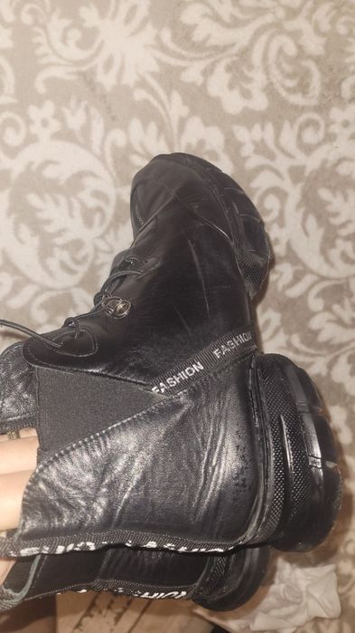 Piele marime 40 ,conform foto