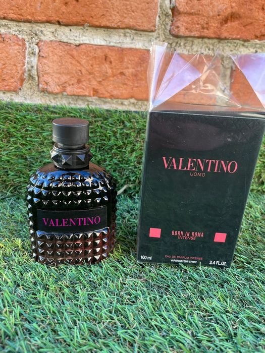 Valentino Born In Roma Uomo intense