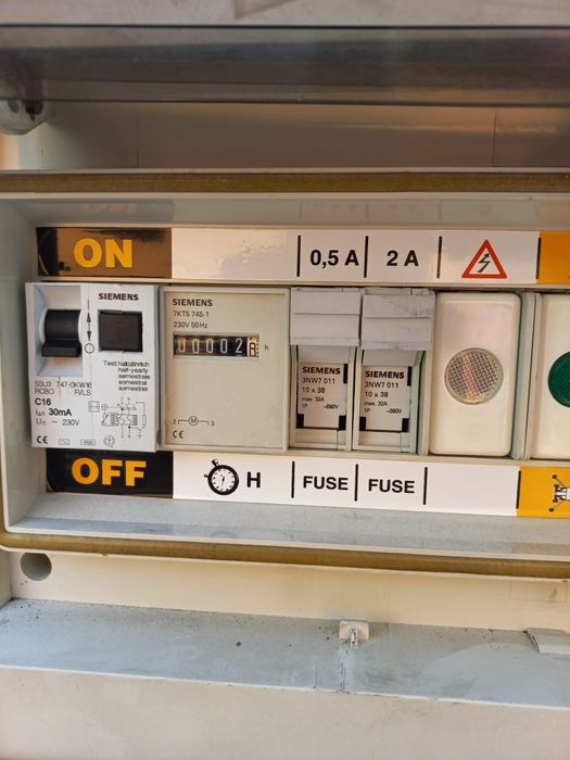 Vând  lift profesional