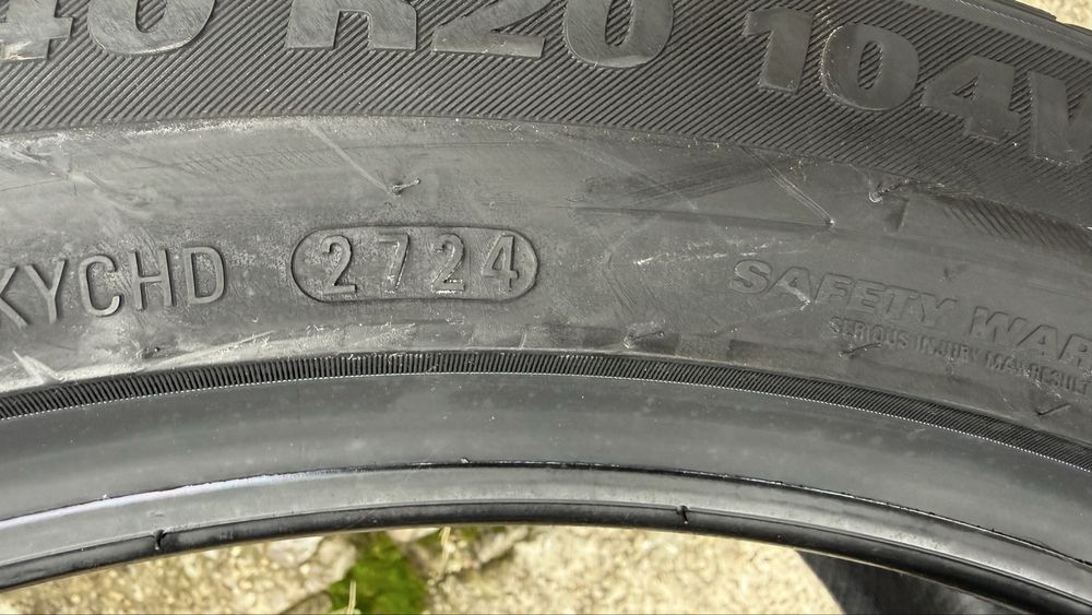 KUMHO WINTERCRAFT WP72 265/40 R20 104W за ауди