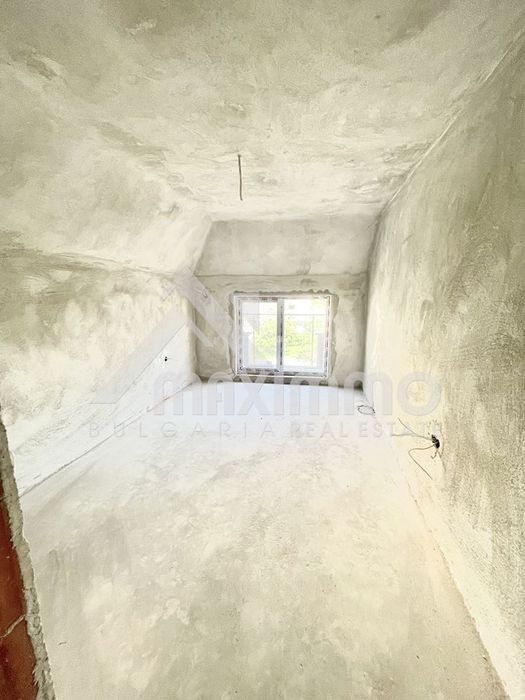 Продава се Двустаен апартамент в Варна, Кайсиева градина - 80 кв.м за 1313 €/кв.м - Снимка #4