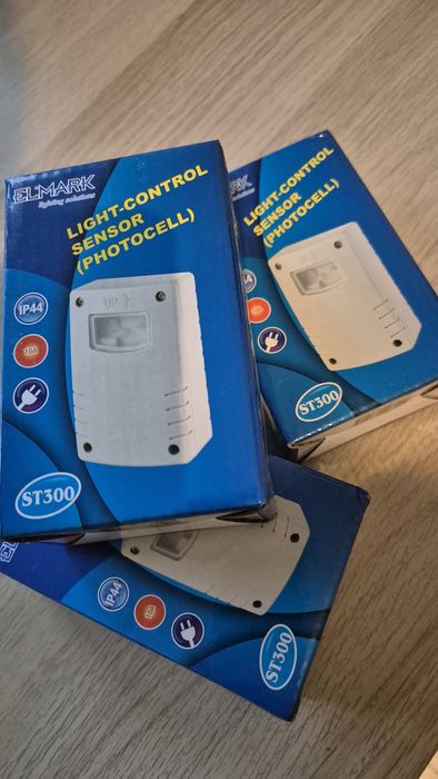 Pachet 3 buc x Senzor crepuscular Elmark ST300 - pret pt toate 3!