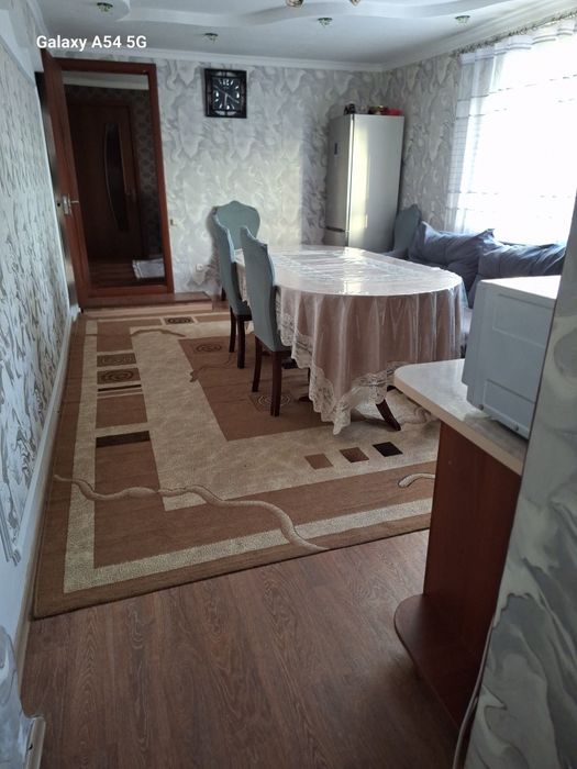 Продается особняк из 4 комнат.