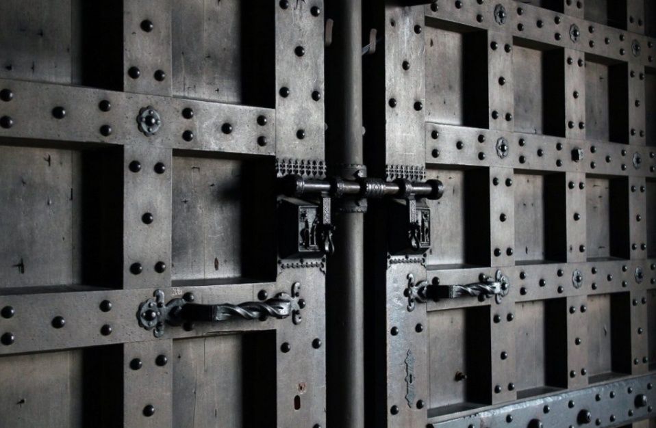 usa intrare siguranta antiefractie confectie metalica blindata masiva