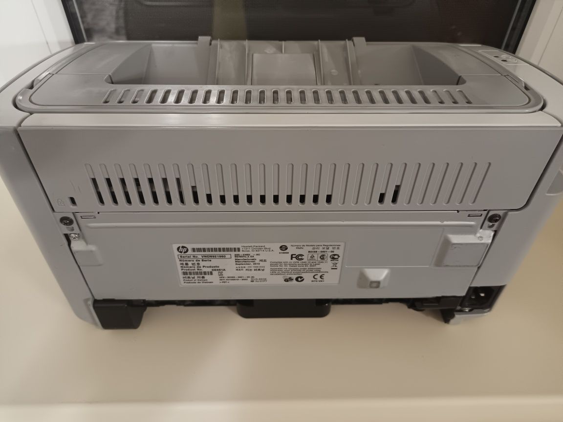 Продается принтер HP P1102
