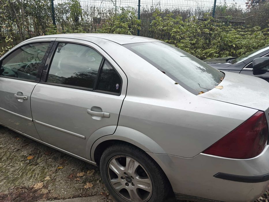 Ford Mondeo GIA 2001